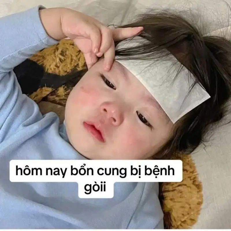 Hình ảnh meme em bé dễ thương khiến bạn không thể rời mắt