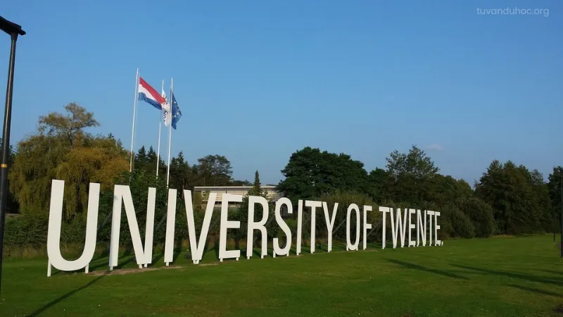 Đại học Twente (University of Twente - UT) là một trong các trường đại học ở Hà Lan nổi bật nhất