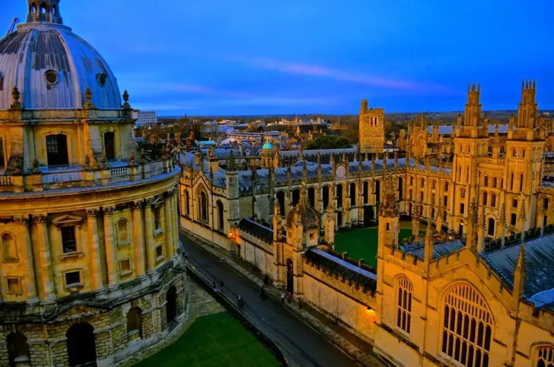 Khám phá sự hữu ích từ Oxford ID ngay hôm nay