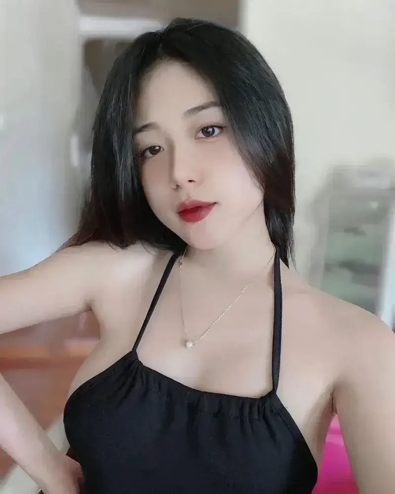 Gái xinh tik tok luôn tạo nên những video ấn tượng, dễ thương và cực kỳ lôi cuốn.