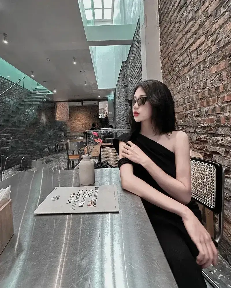 Gái xinh ig luôn thu hút với những bức ảnh đẹp mắt và phong cách thời trang độc đáo.