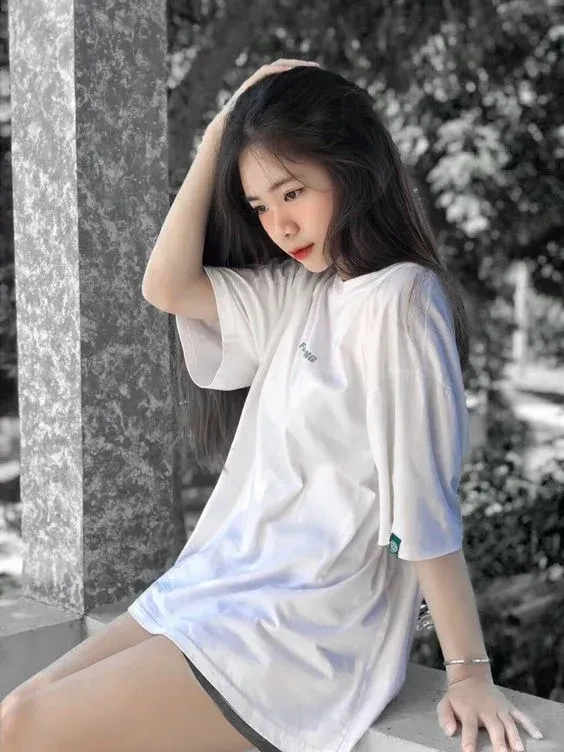 Gái xinh đeo kính cute, dễ thương và thu hút mọi ánh nhìn