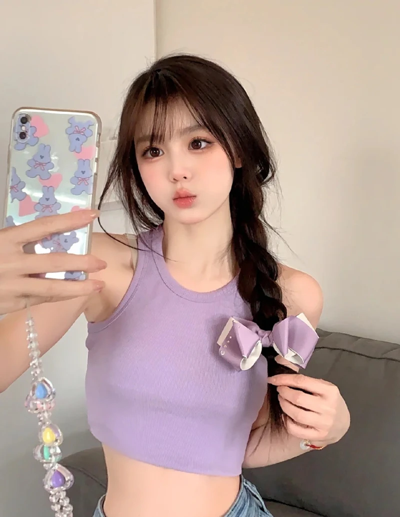 Gái xinh cute tóc ngắn tạo phong cách cá tính và năng động