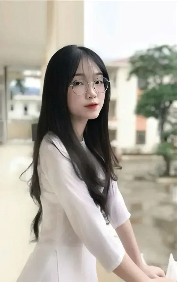 Gái xinh cute tóc dài khoe nét đẹp dễ thương và ngọt ngào trong từng bức ảnh