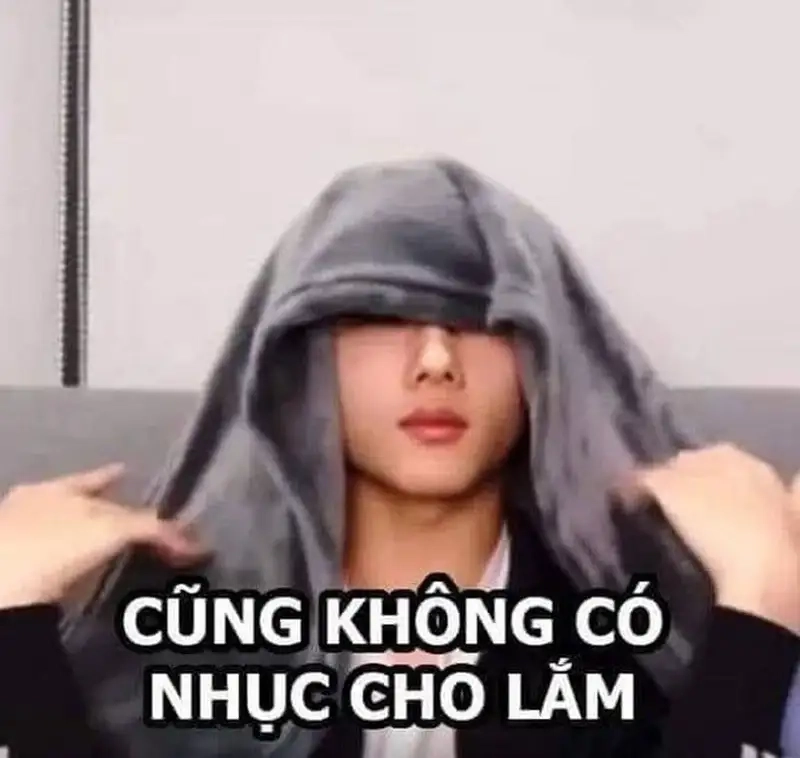 Meme quầng thâm mắt thể hiện sự mệt mỏi một cách hài hước