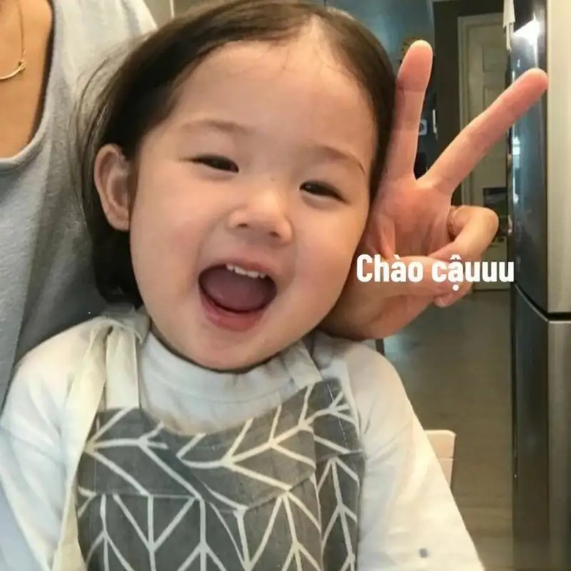 Em bé khóc meme khiến bạn cảm thấy xót xa và hài hước