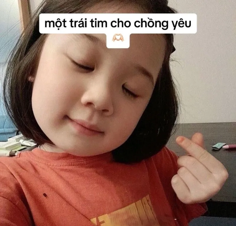 Thả tim meme để thể hiện cảm xúc của bạn ngay bây giờ