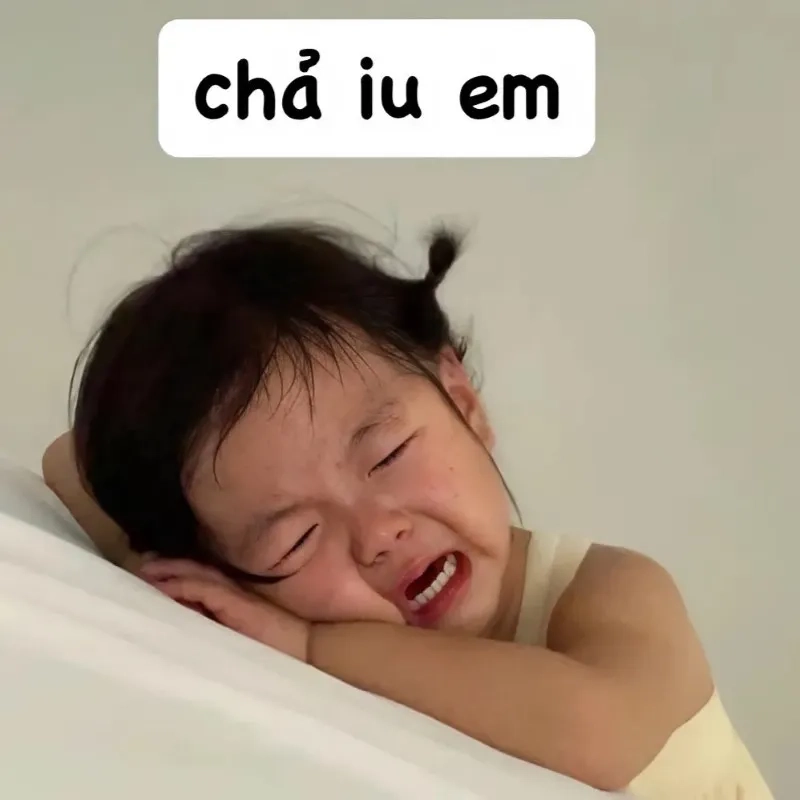 Meme tình yêu to lớn thể hiện tình cảm mạnh mẽ