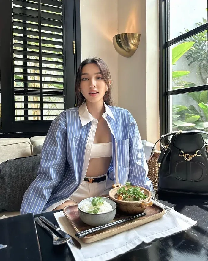 Nguyễn Thúc Thùy Tiên chia sẻ khoảnh khắc đời thường trên Instagram