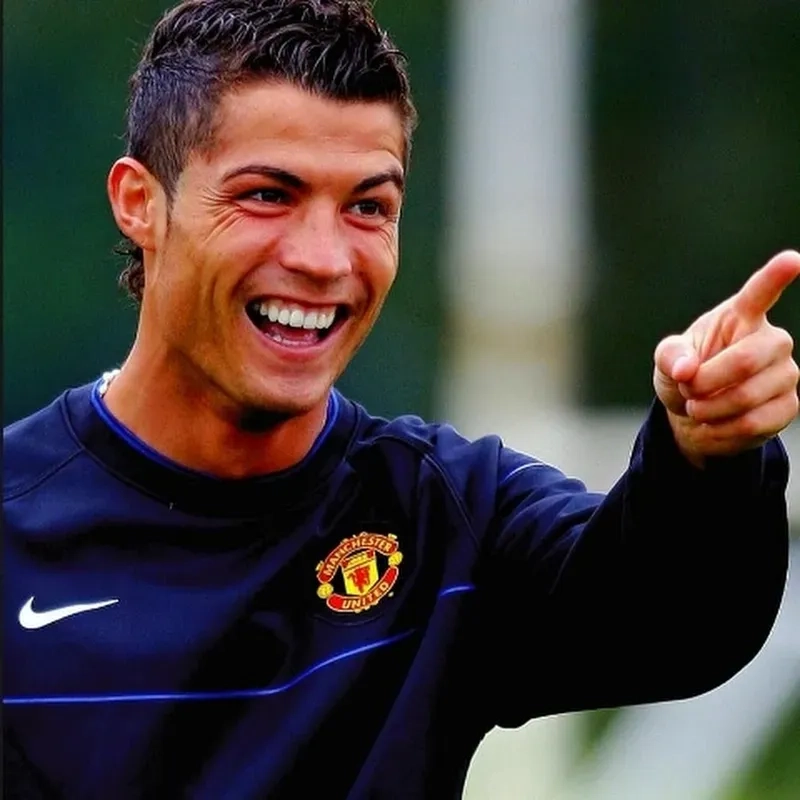 Ronaldo smile meme mang lại tiếng cười cho mọi người