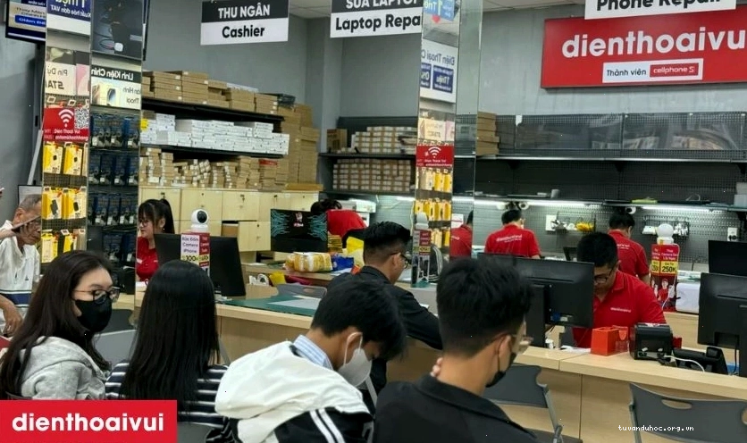 Quy trình sửa chữa chân sạc điện thoại minh bạch